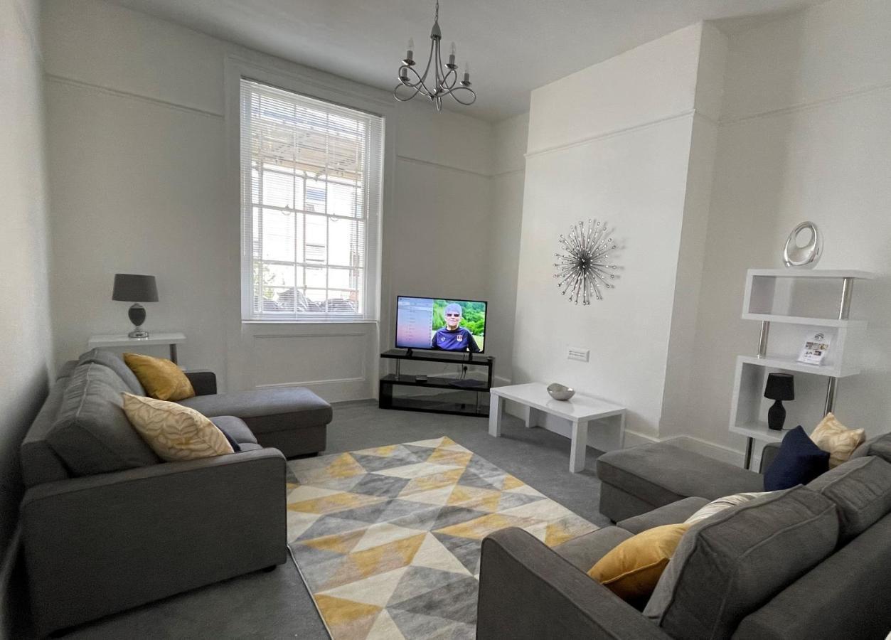Winchcombe Street Appartement Cheltenham Buitenkant foto